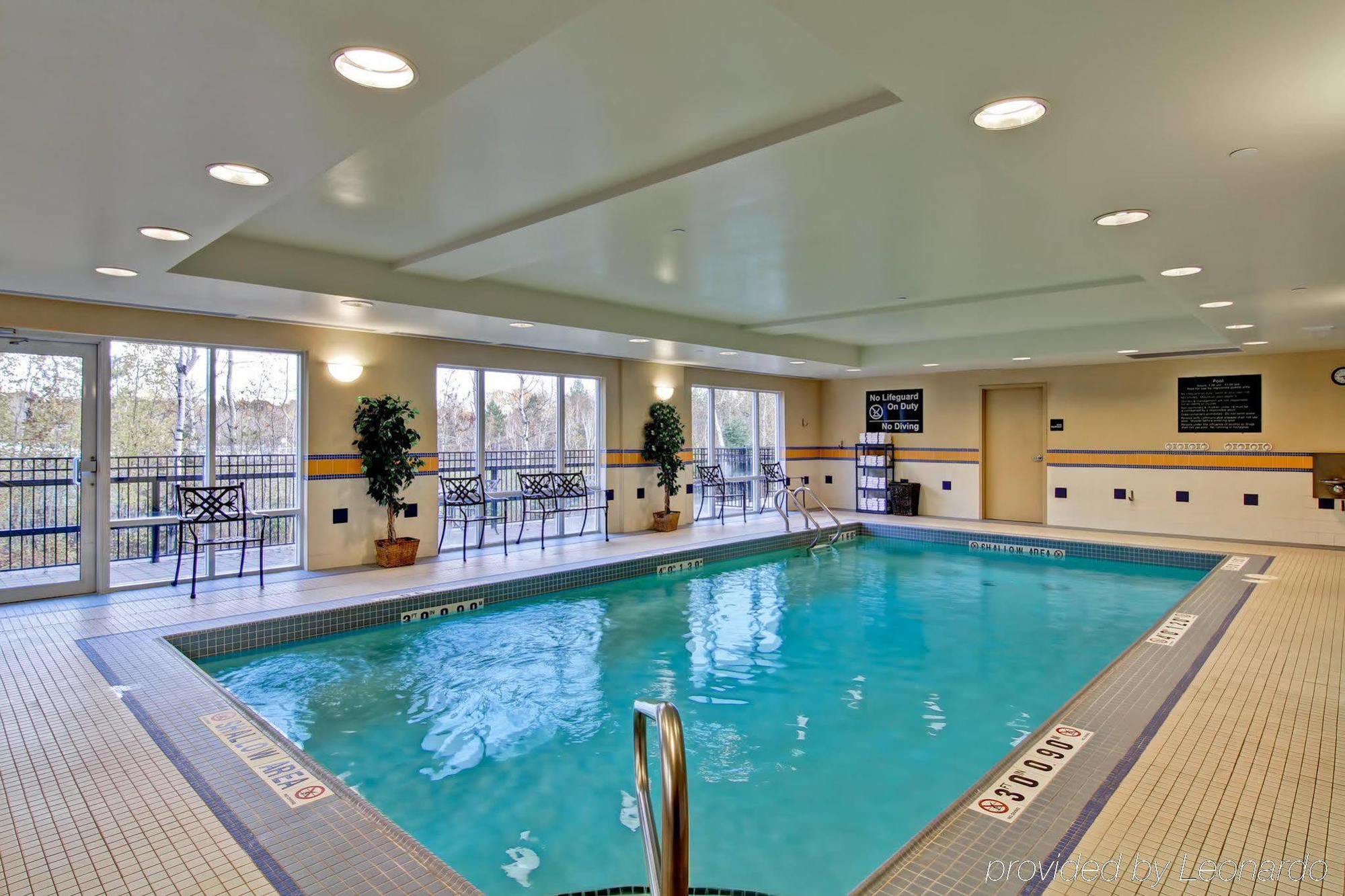 Hotel Hampton Sudbury, Ontario 3*