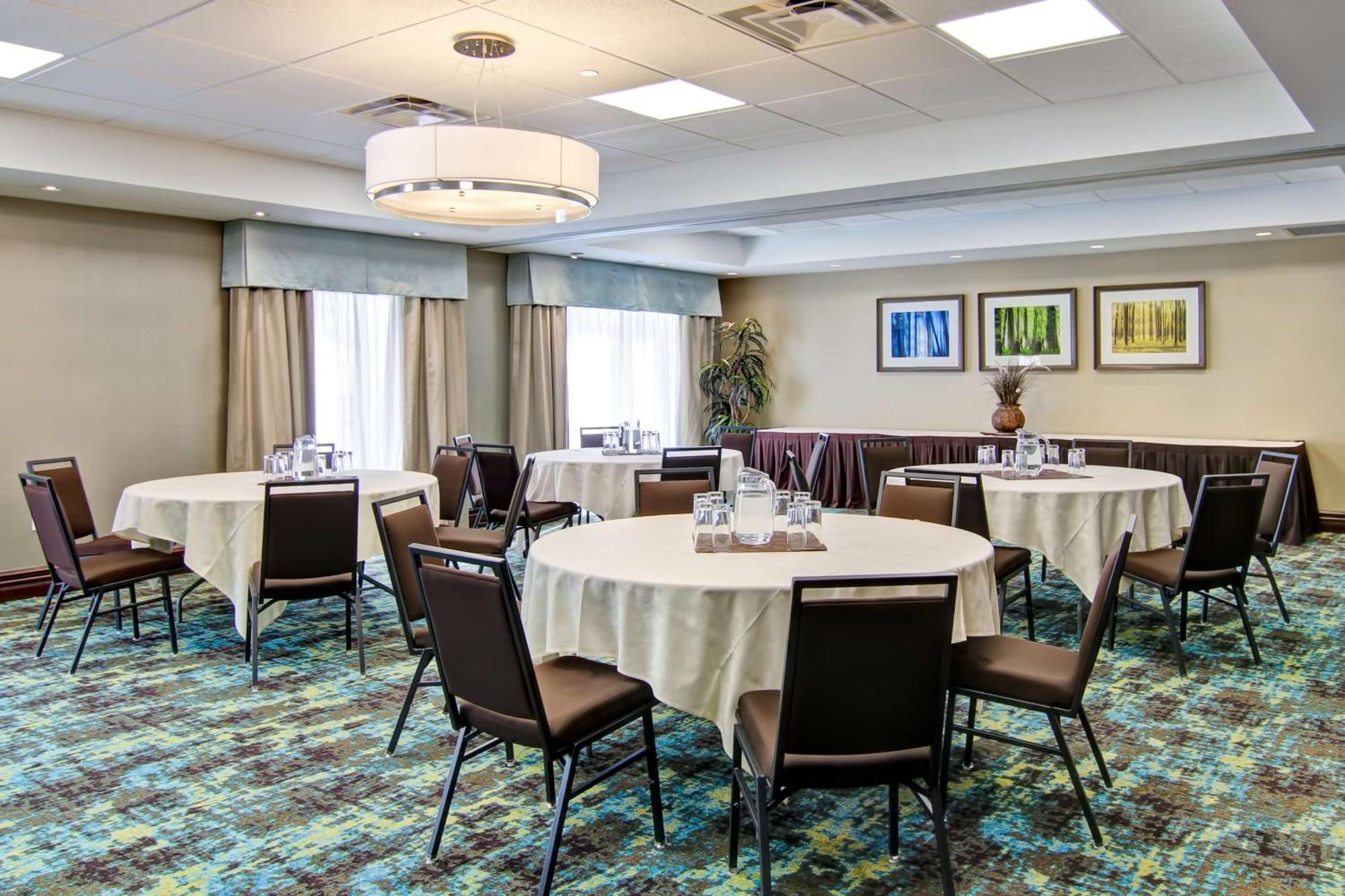 Hampton Sudbury, Ontario 3*